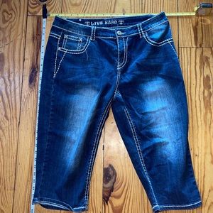 Live Hard Play Hard CAPRI Jeans Women Size 14 Rhinestone Embellished Pockets